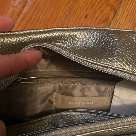 New Easy Spirit leather bag🩶 - Picture 15 of 16